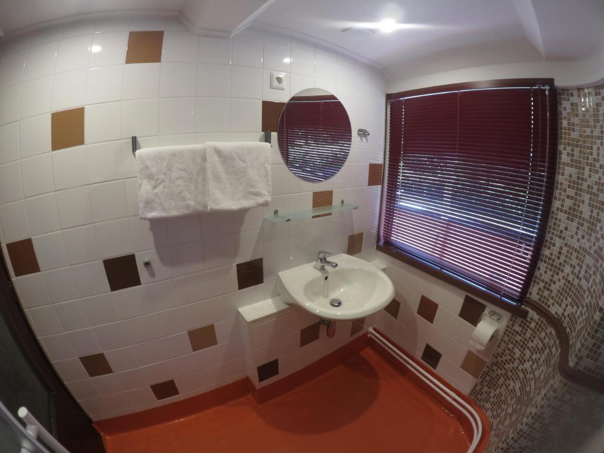 De Logeerboot Dordrecht Bed & Breakfast Luaran gambar